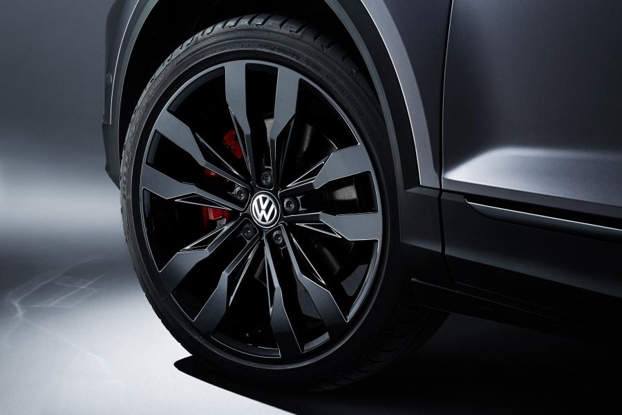 Колеса Volkswagen T-Roc Black Style 2019 года  (фото 4 из 5)